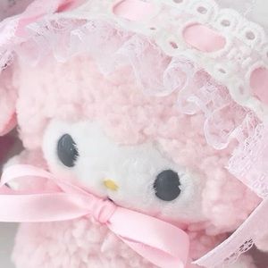 Meet your Posher, Linda